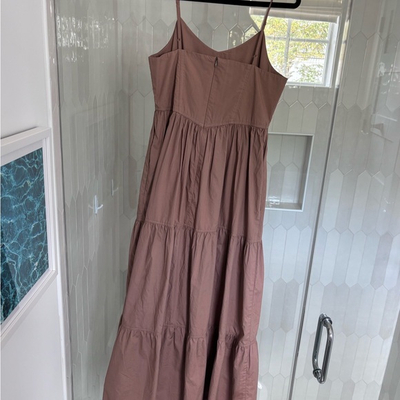 Hunter Bell Walker maxi tiered dress 🍓 - Picture 3 of 4